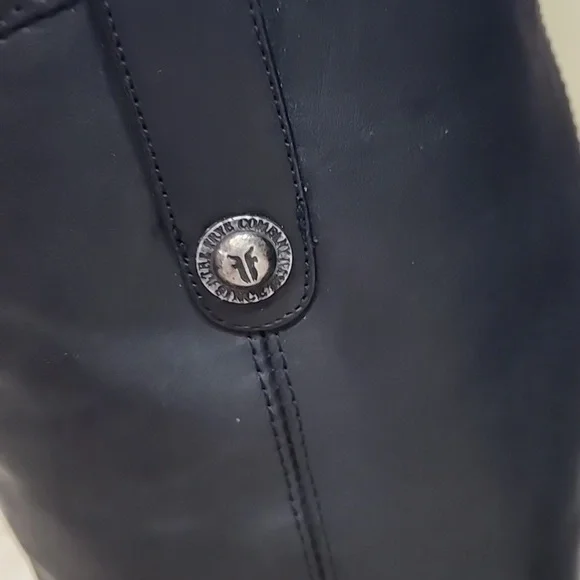 Frye Melissa Lug Black Boots 8 NWOT - Picture 4 of 8